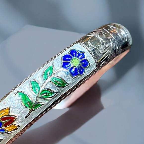 🌺Vintage Sterling Guilloche Enamel Bracelet - Picture 5 of 16